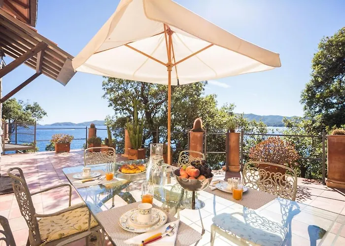 Adriana Villa Marciana Marina (Isola d'Elba)