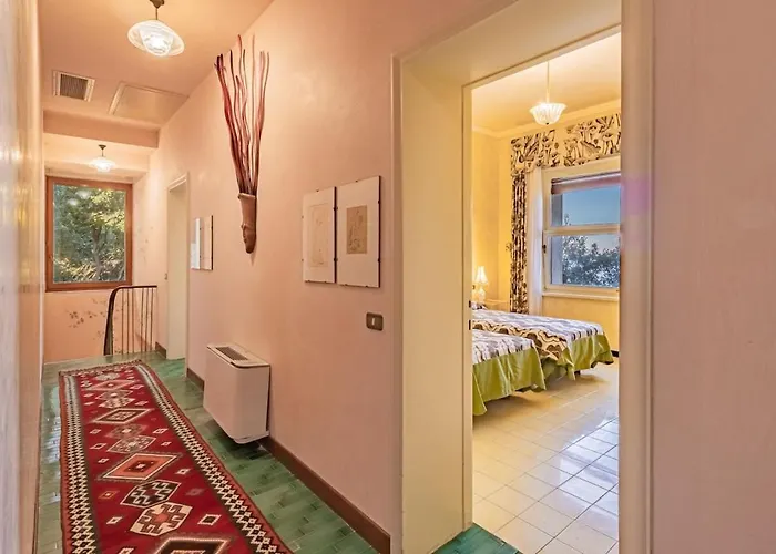 Villa Adriana Marciana Marina (Isola d'Elba)