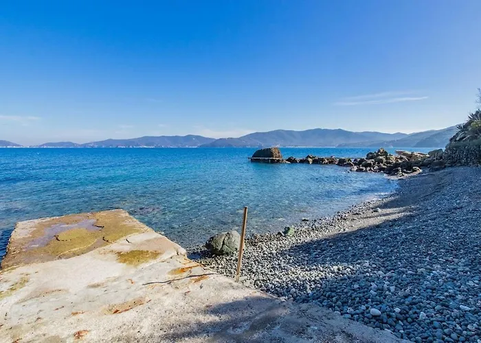 Villa Adriana Marciana Marina (Isola d'Elba)